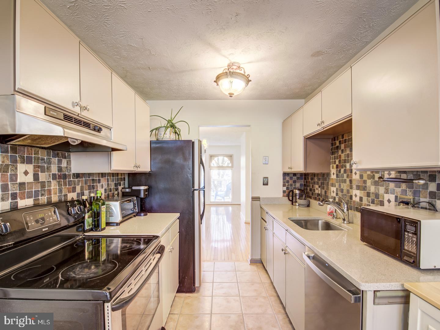 WATERS LANDING - Residential