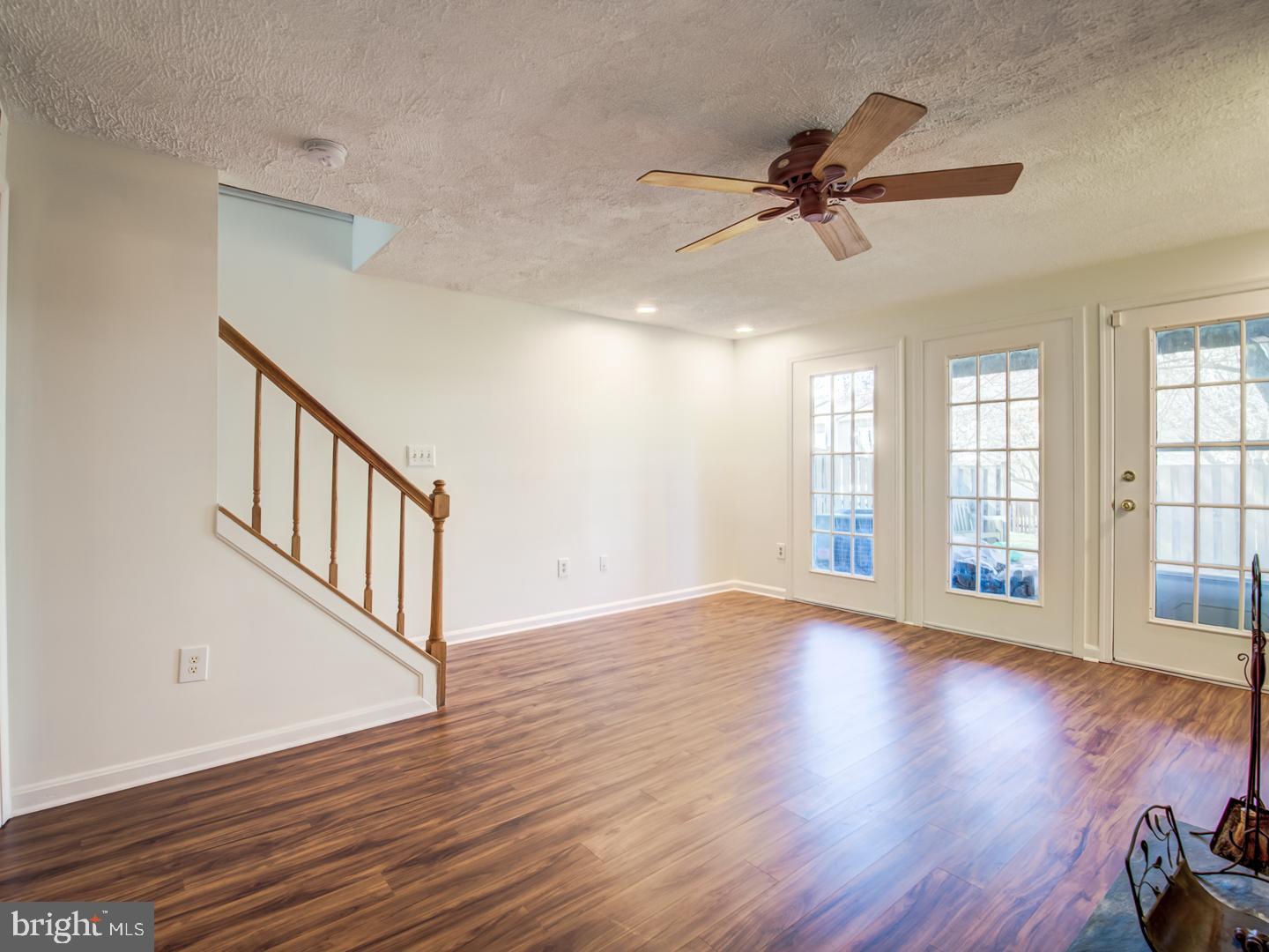 WATERS LANDING - Residential