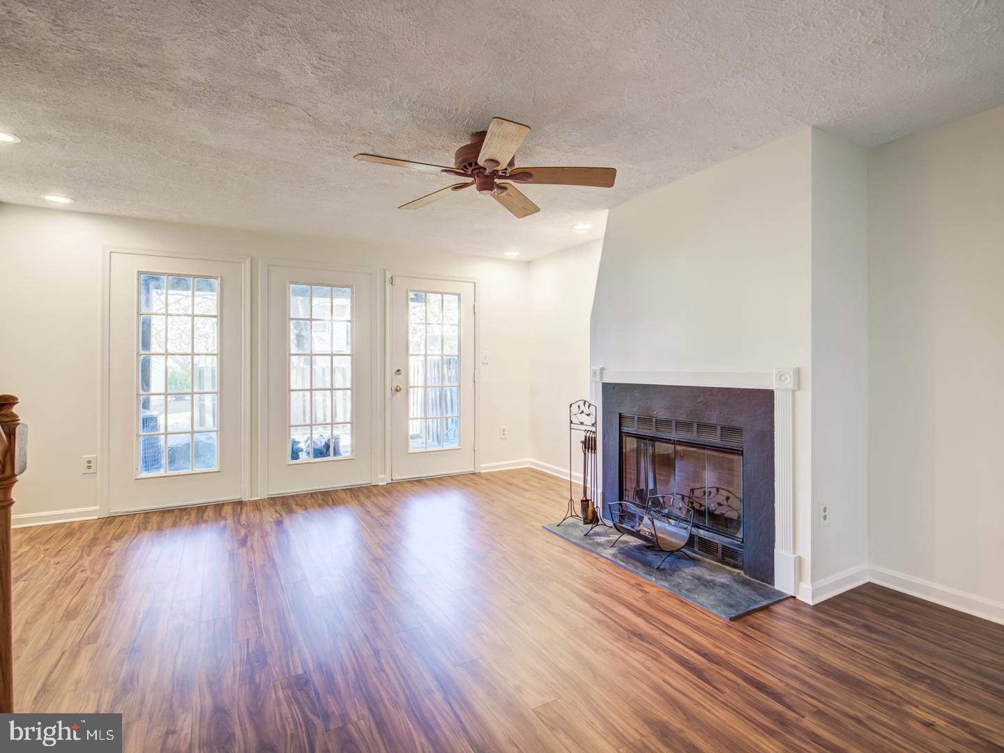 WATERS LANDING - Residential