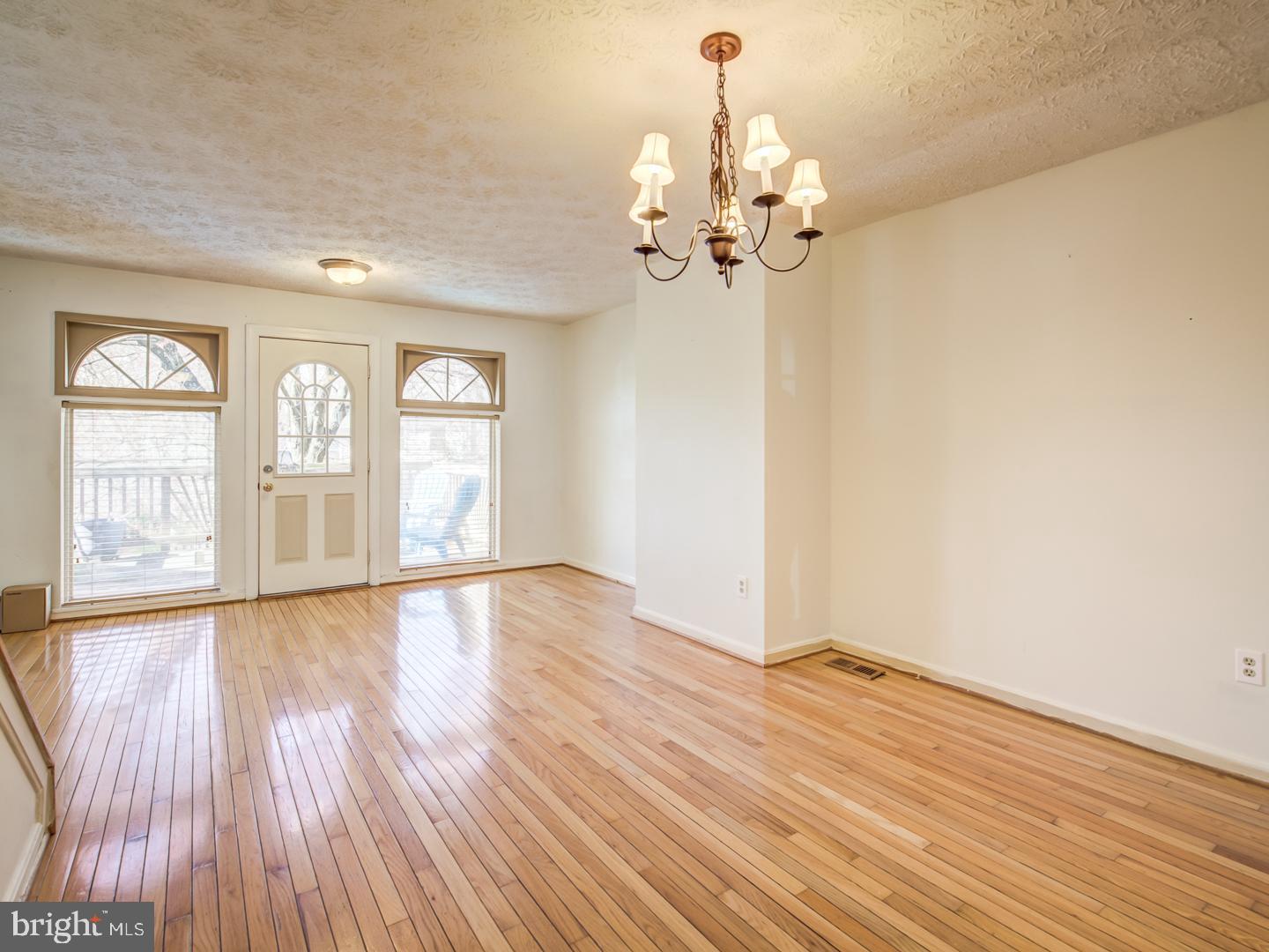 WATERS LANDING - Residential