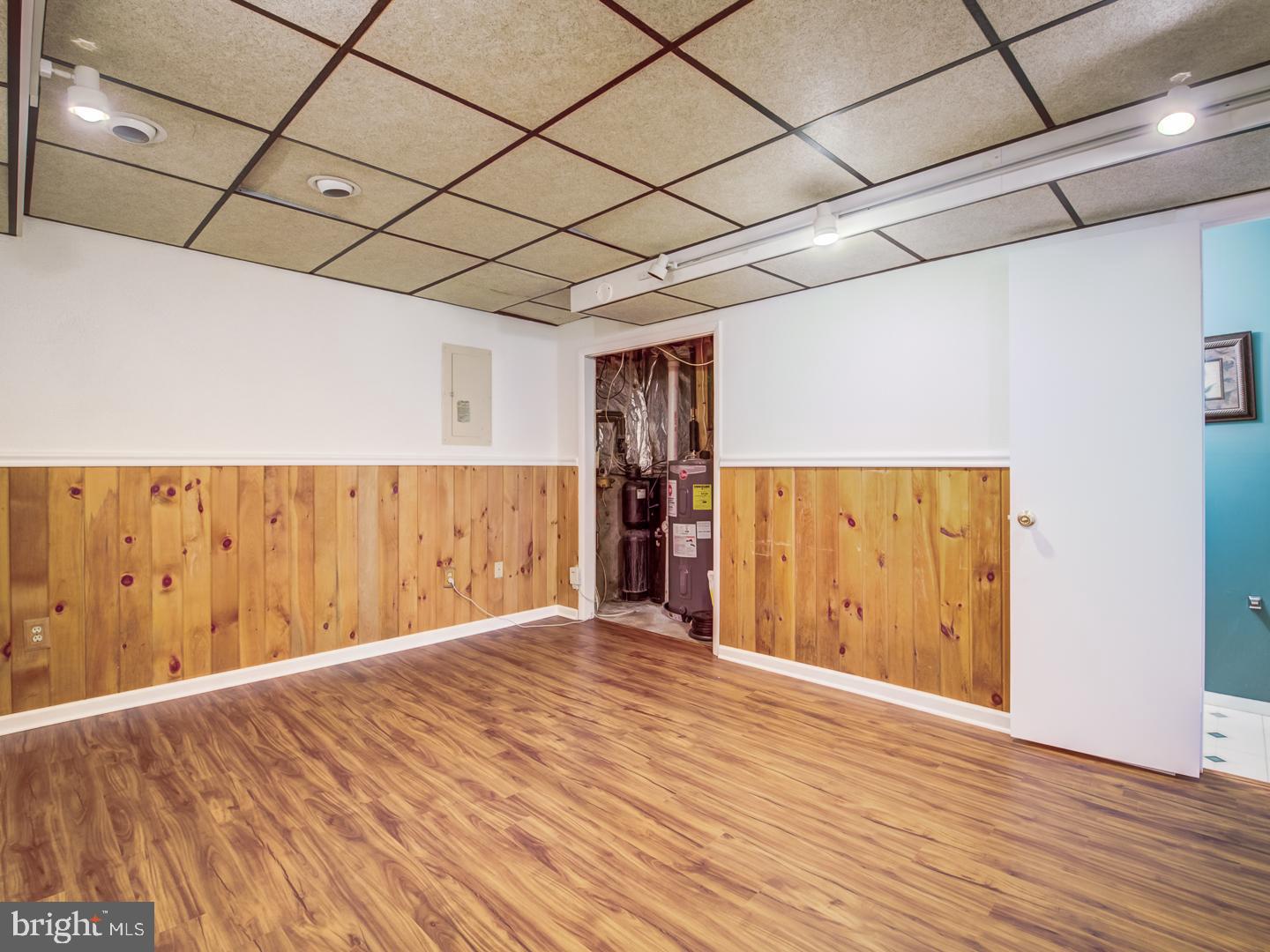 WATERS LANDING - Residential