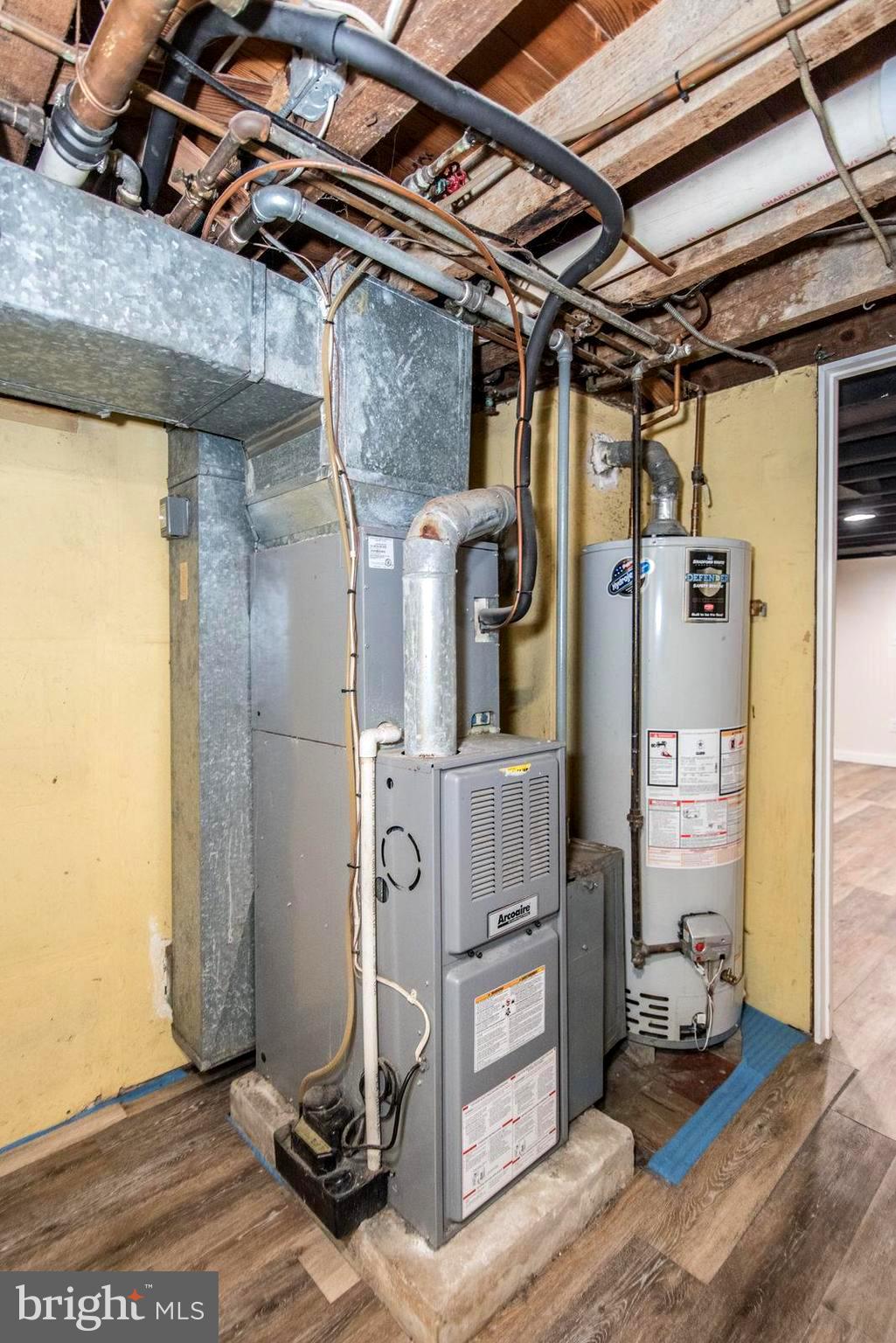 FOX CHASE - Residential