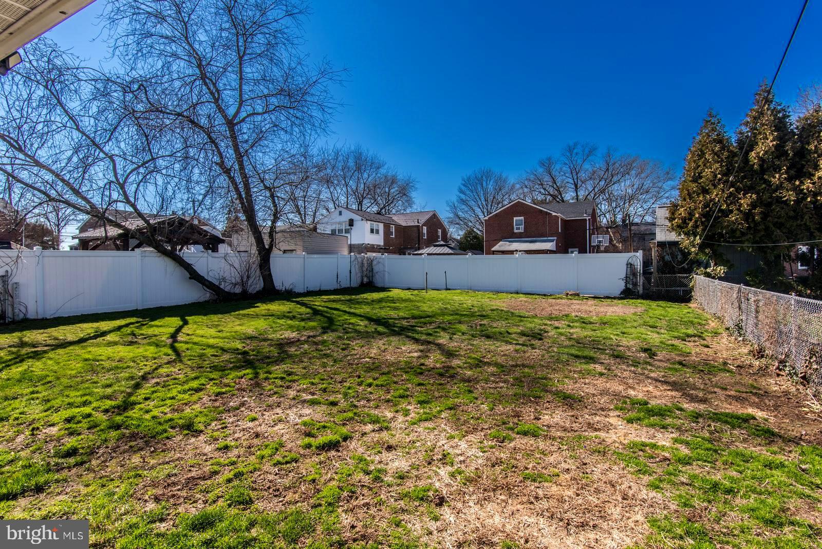 FOX CHASE - Residential