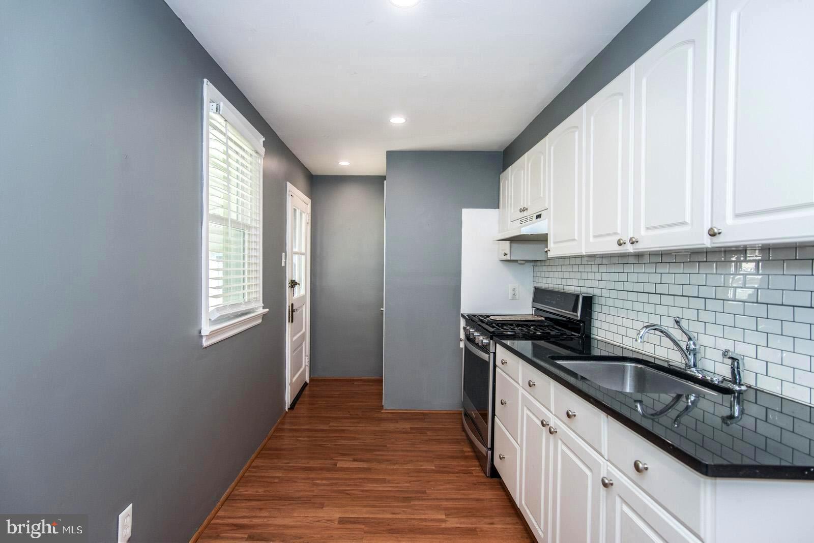 FOX CHASE - Residential