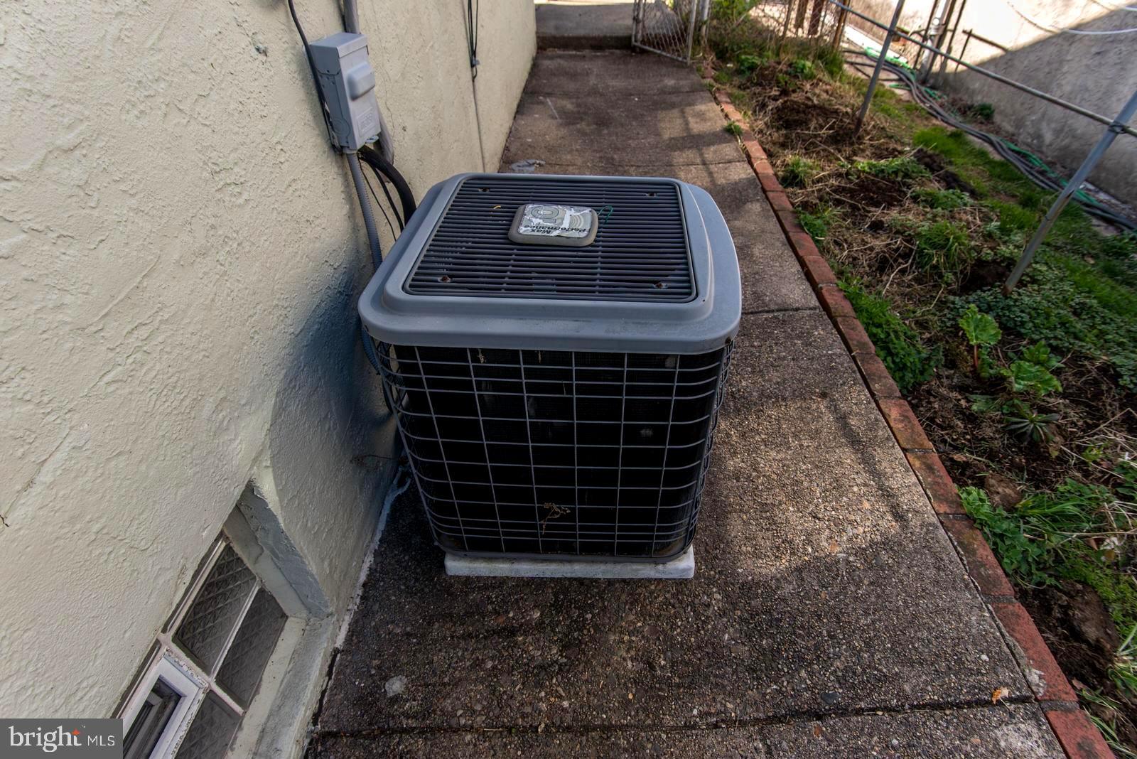 FOX CHASE - Residential