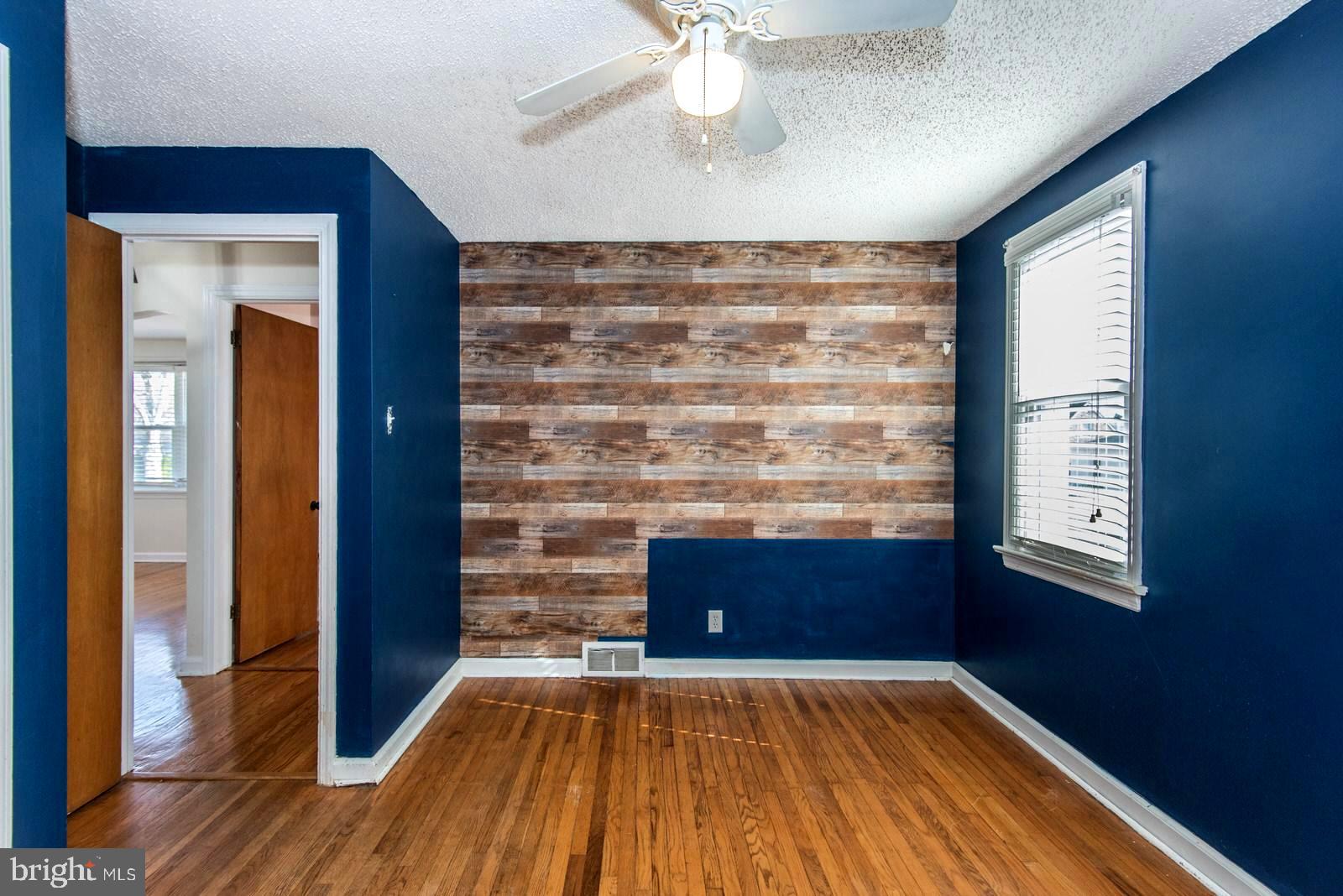 FOX CHASE - Residential