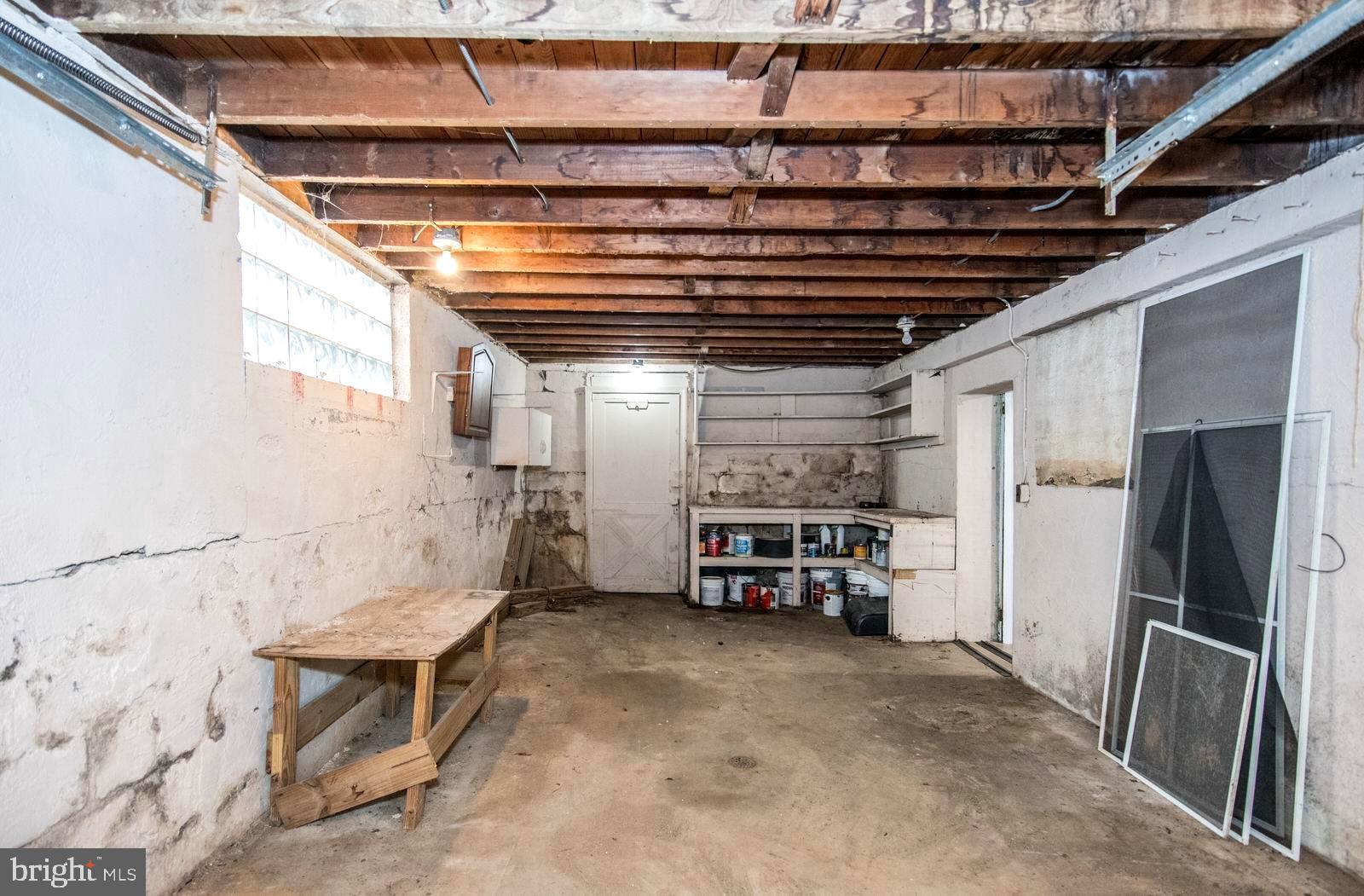 FOX CHASE - Residential