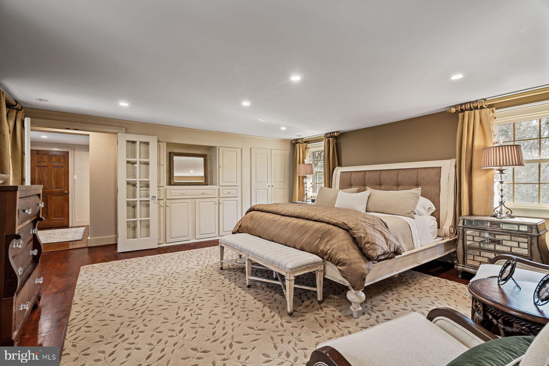 RIDGE VALLEY - Residential