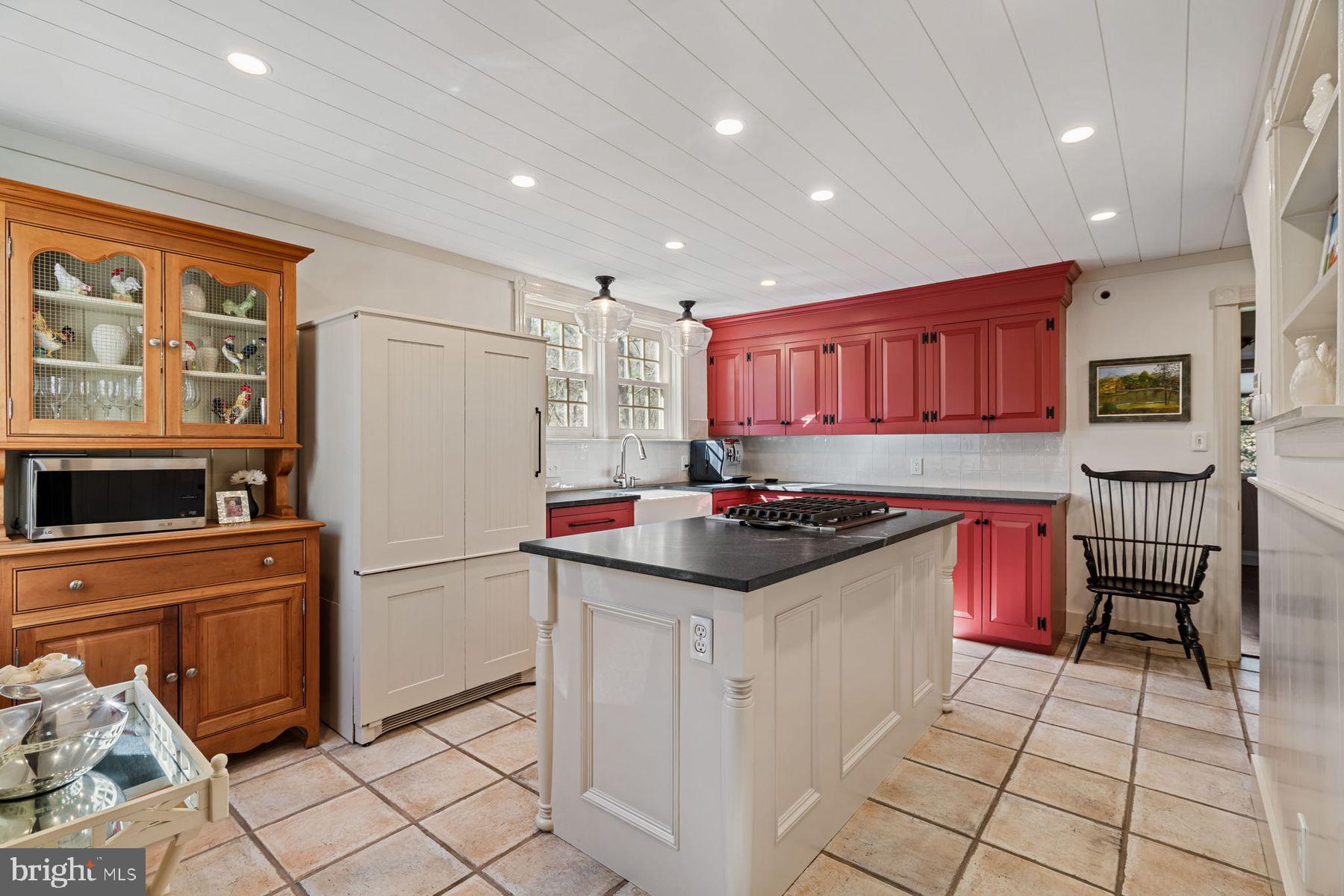 RIDGE VALLEY - Residential