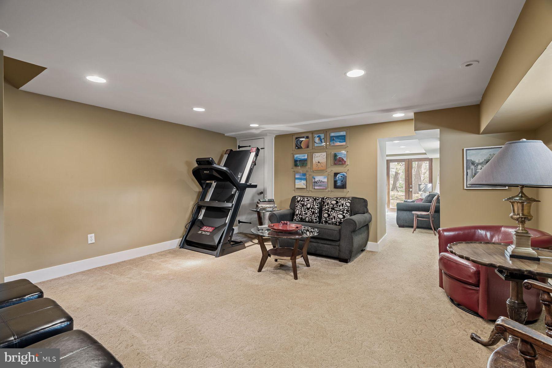 RIDGE VALLEY - Residential