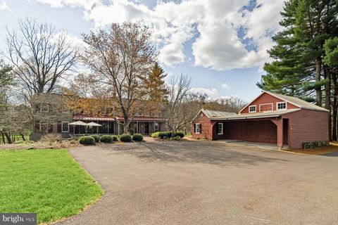 Photo of 64 Valley Dr, FURLONG, PA 18925 (MLS # PABU2118022)