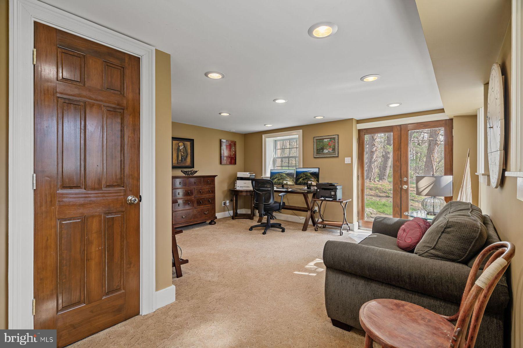 RIDGE VALLEY - Residential