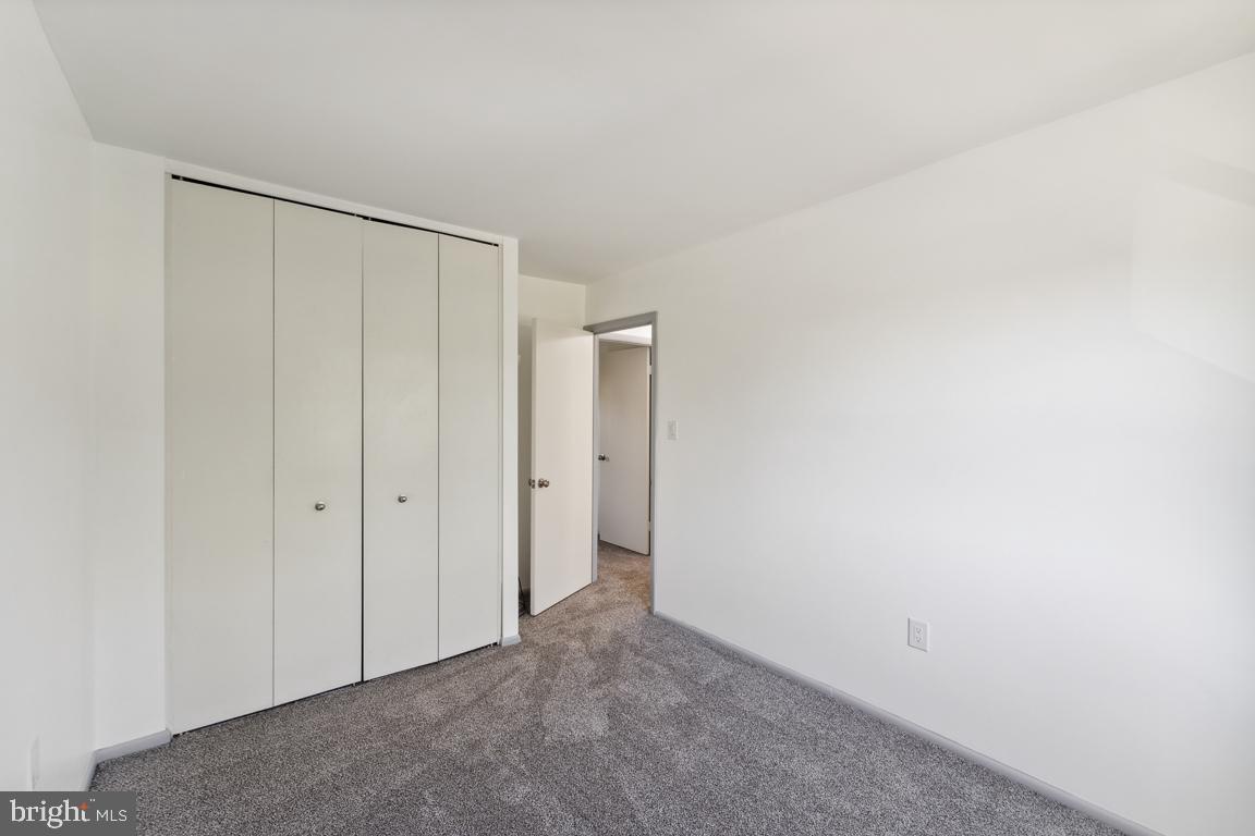 LAKE RIDGE- OAKWOOD - Residential