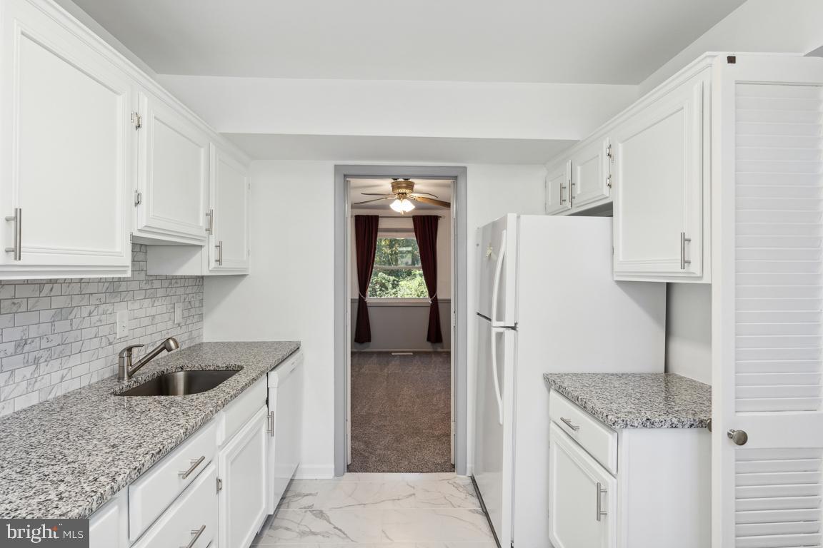 LAKE RIDGE- OAKWOOD - Residential