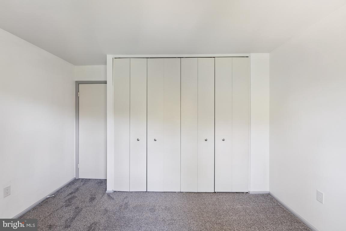 LAKE RIDGE- OAKWOOD - Residential