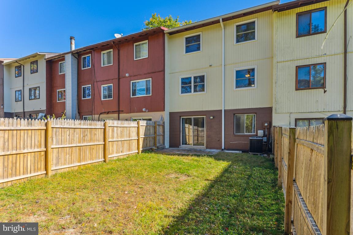 LAKE RIDGE- OAKWOOD - Residential