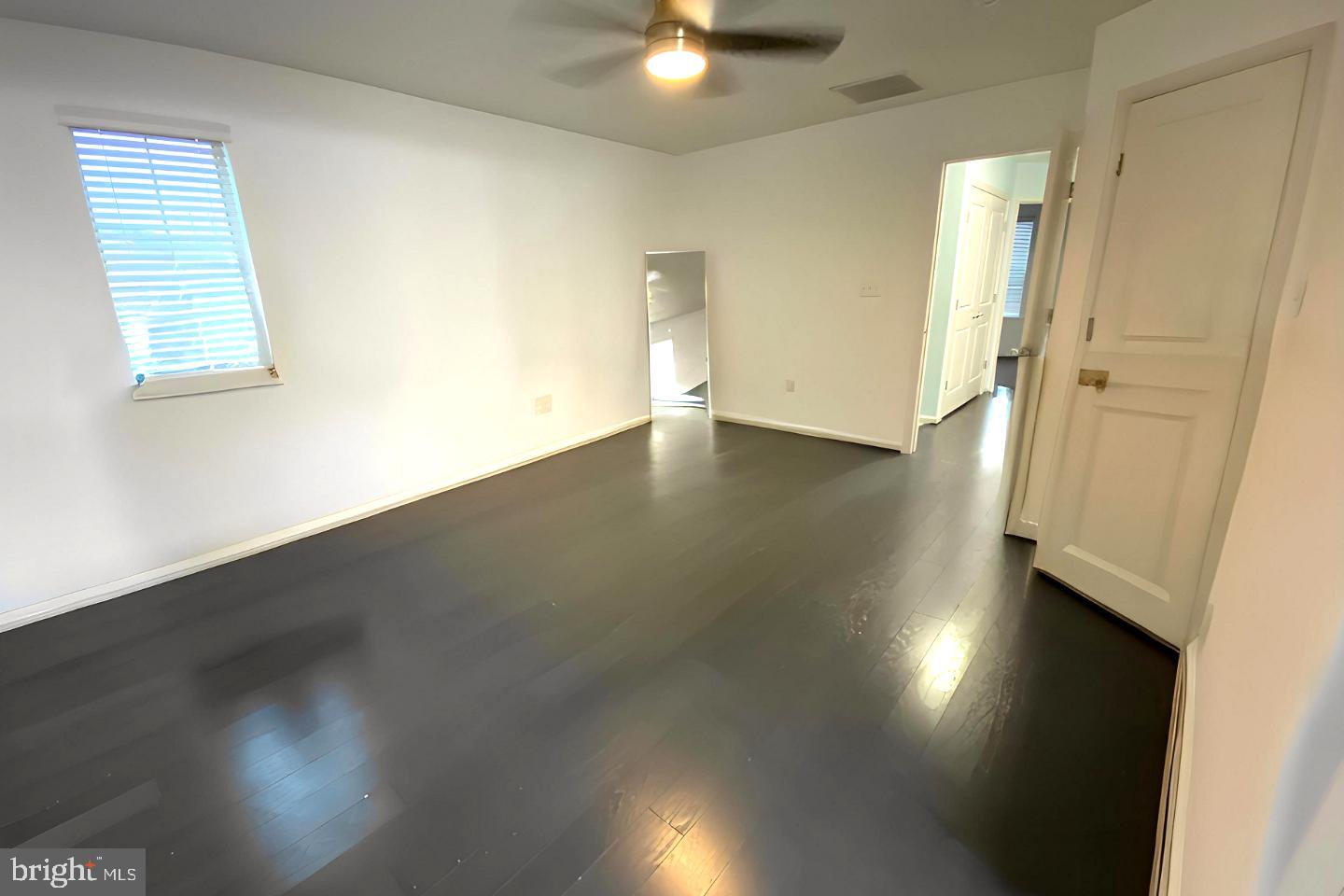 GLASSMANOR - Residential