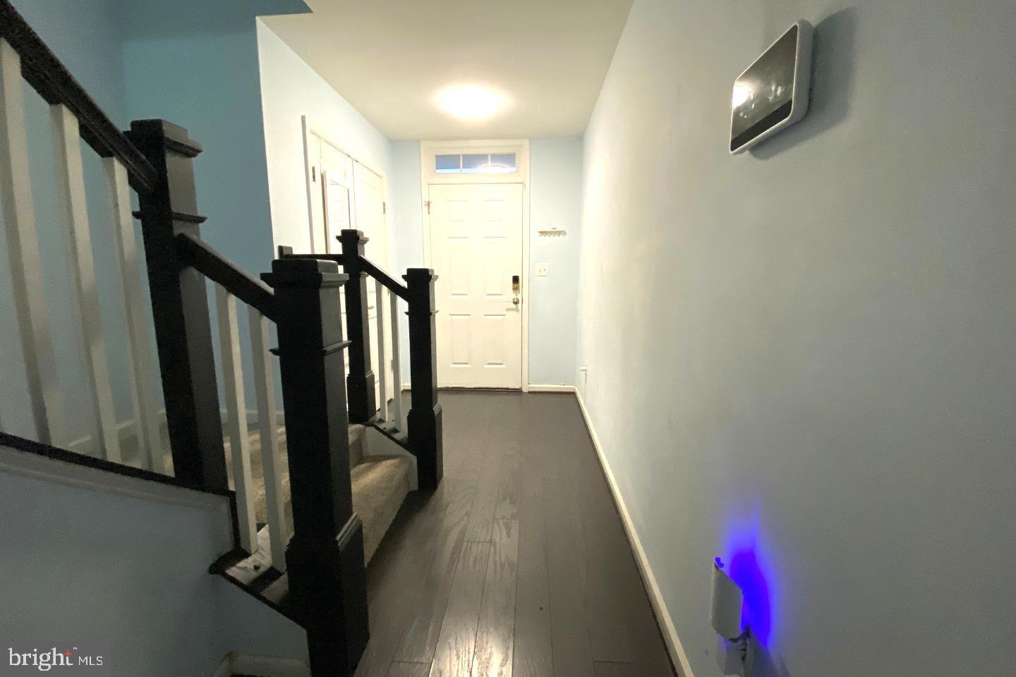 GLASSMANOR - Residential