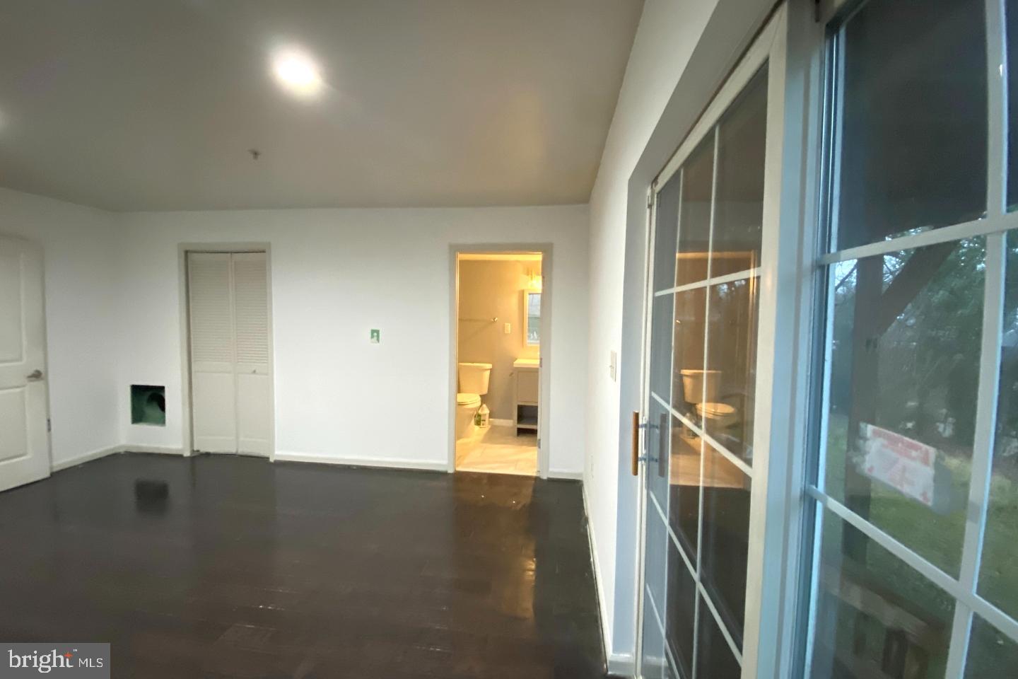 GLASSMANOR - Residential