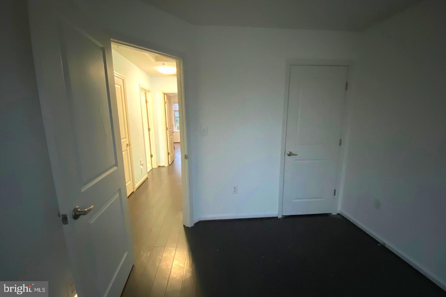 GLASSMANOR - Residential