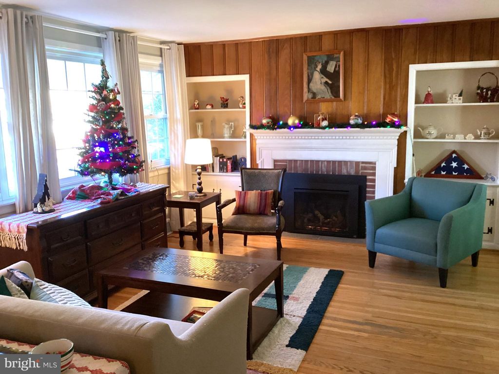 Photo of 120 Hunt Club Lane, NEWTOWN SQUARE, PA 19073 (MLS # PADE2105400)