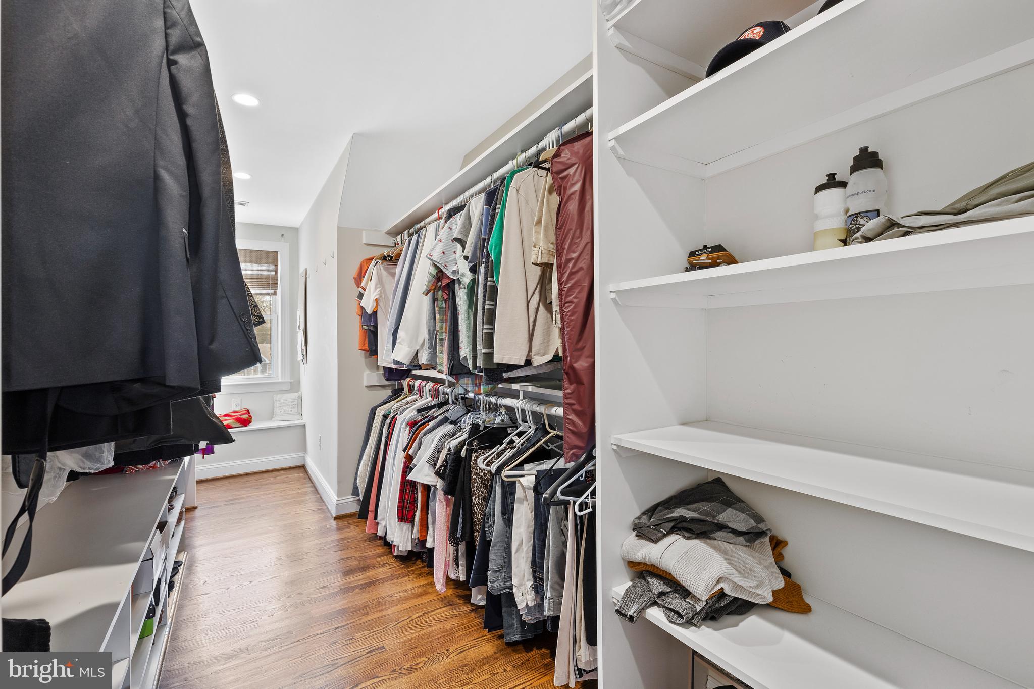 SENECA HARBOR - Residential