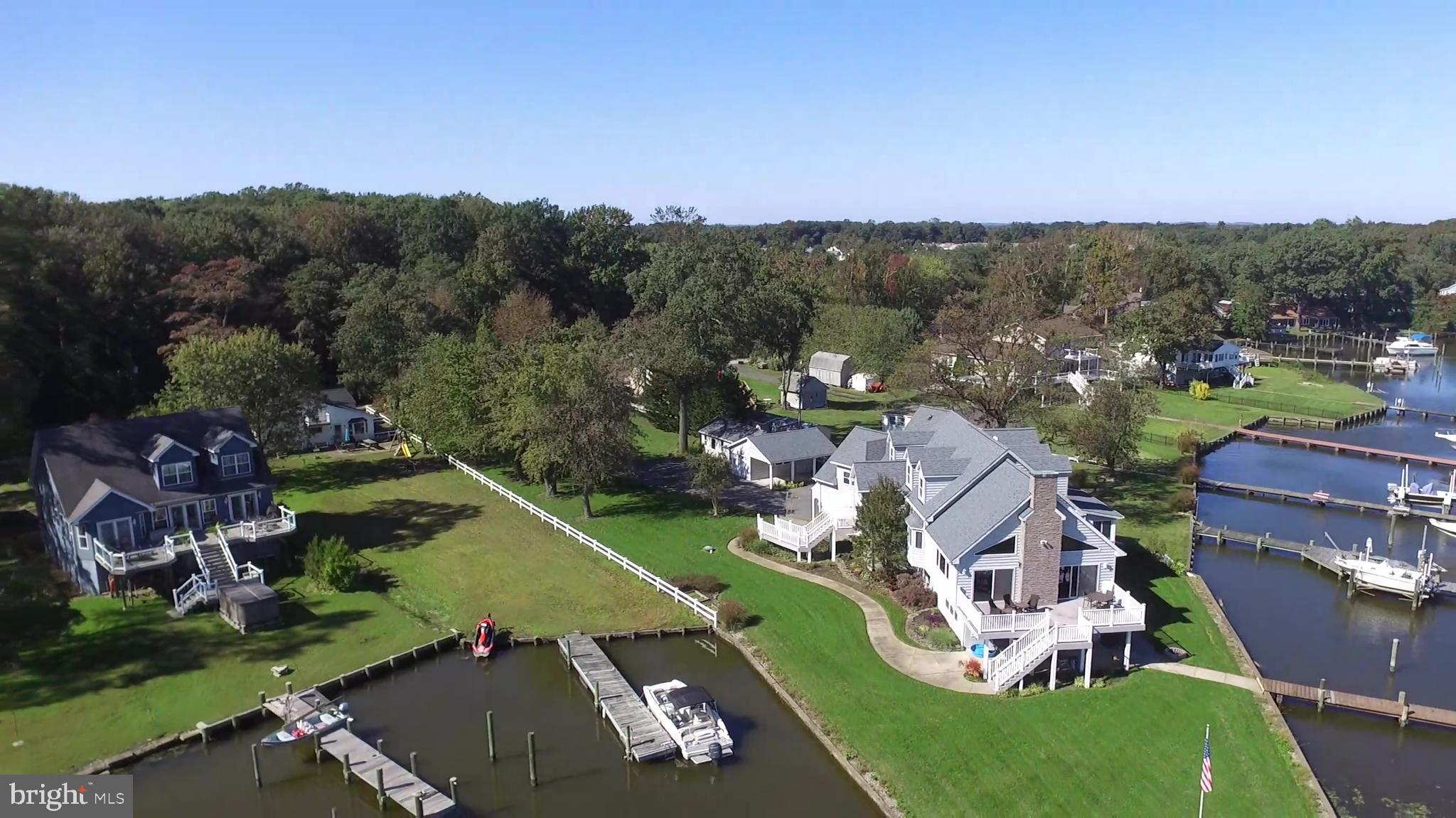 SENECA HARBOR - Residential