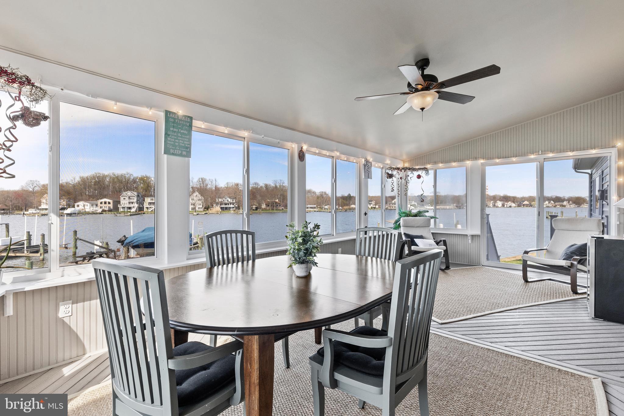 SENECA HARBOR - Residential