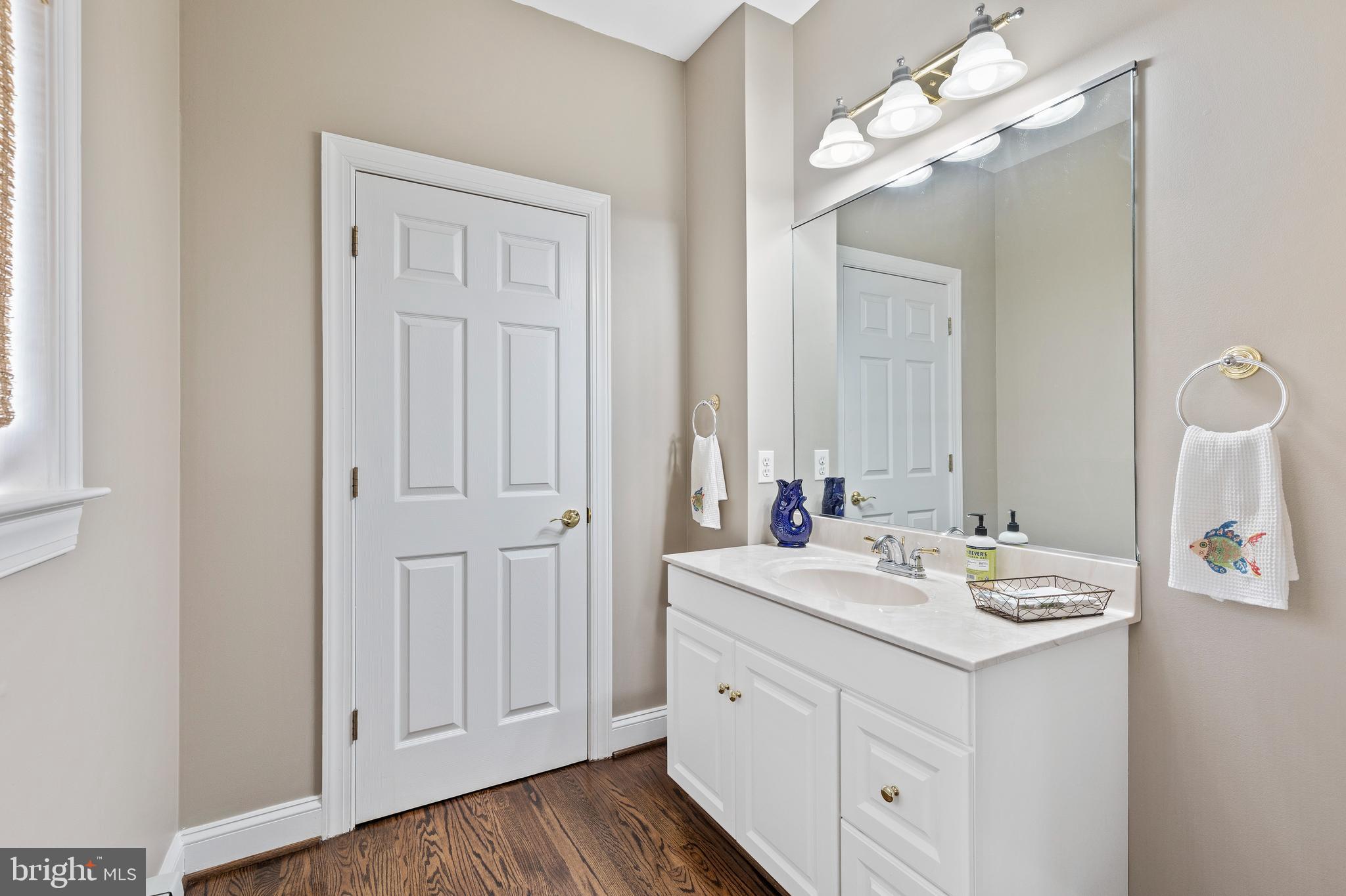 SENECA HARBOR - Residential