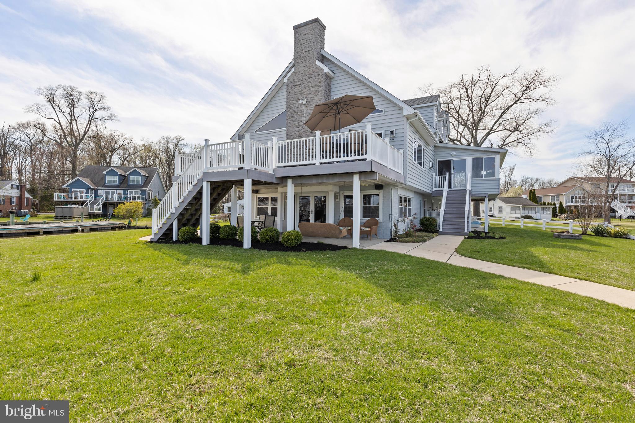 SENECA HARBOR - Residential