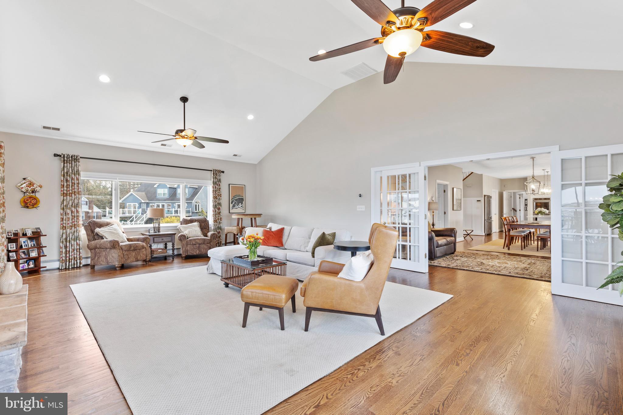 SENECA HARBOR - Residential