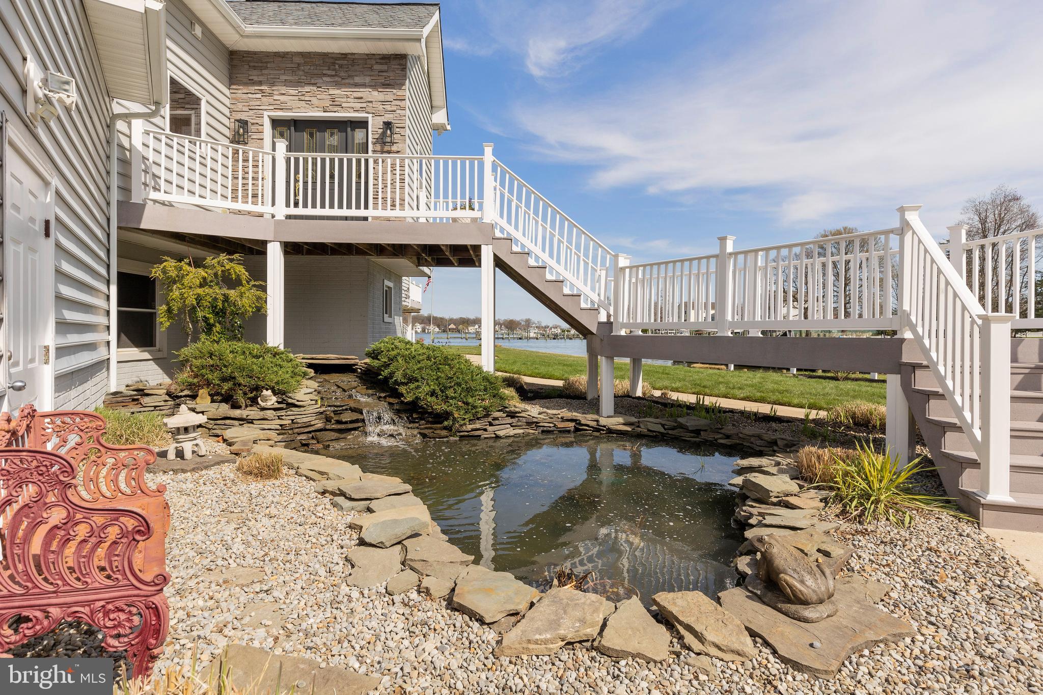 SENECA HARBOR - Residential