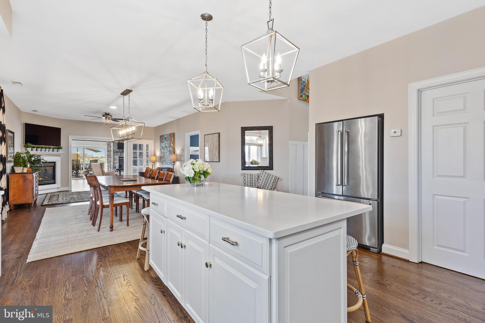 SENECA HARBOR - Residential