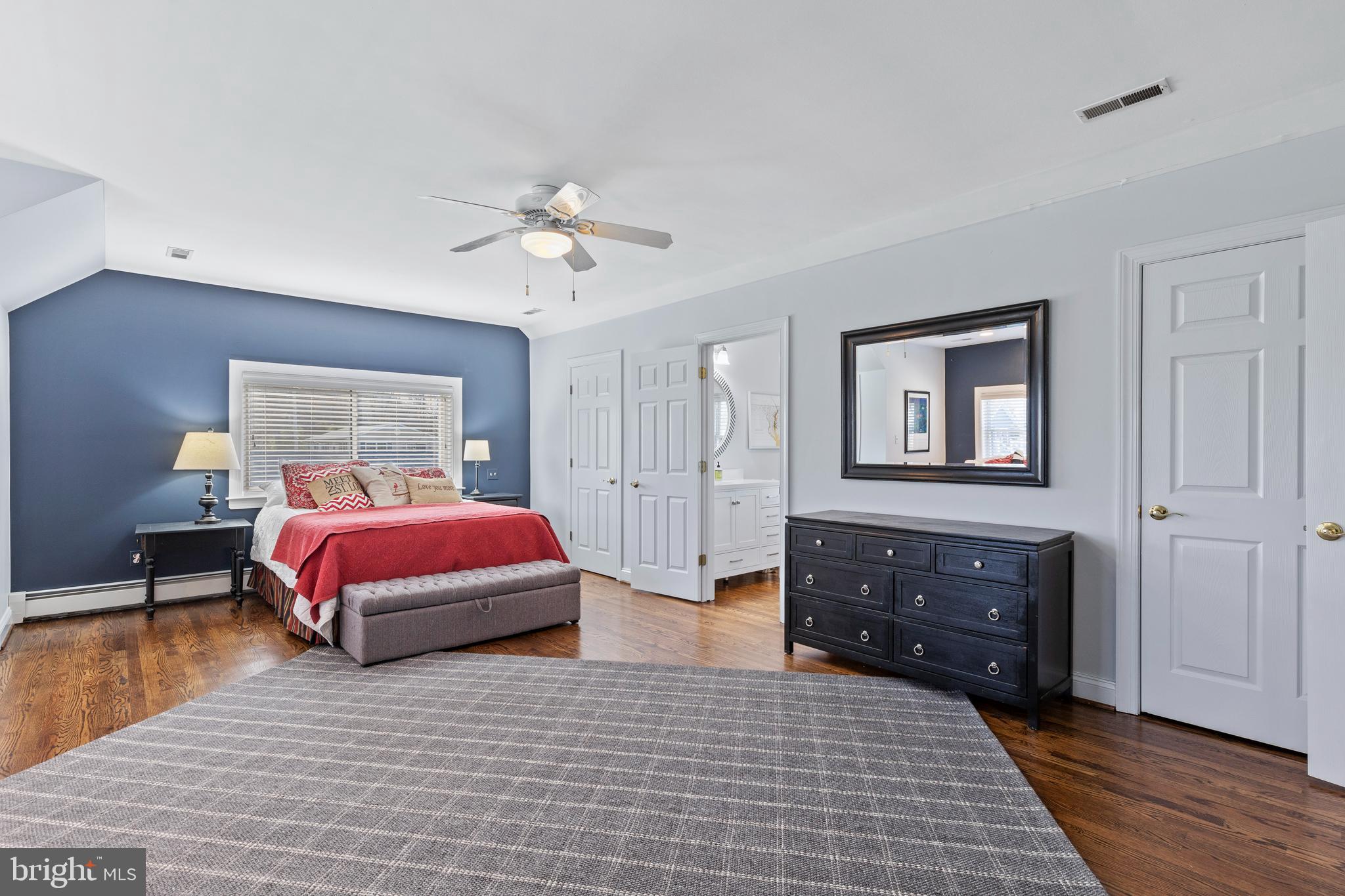 SENECA HARBOR - Residential