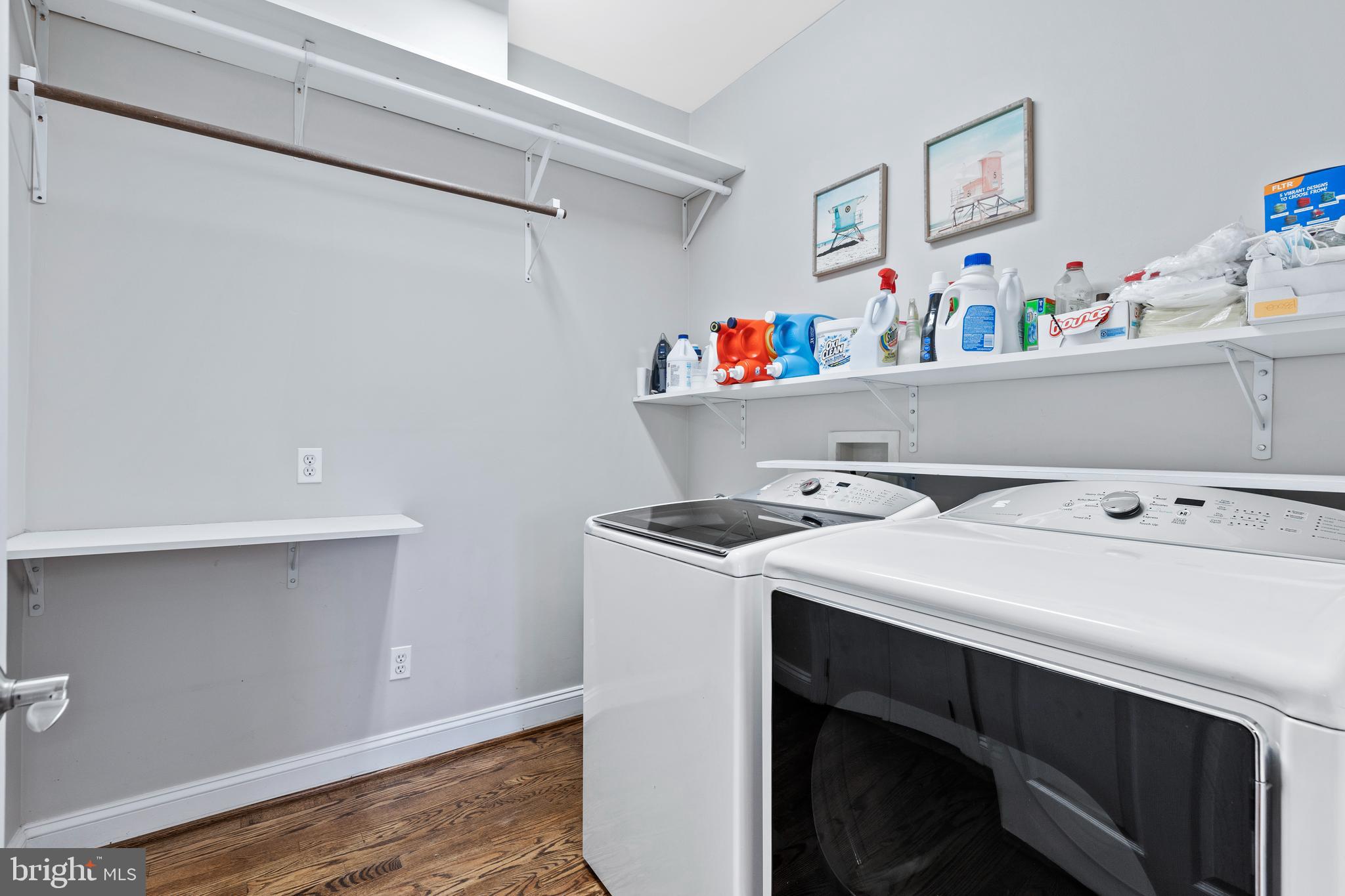 SENECA HARBOR - Residential