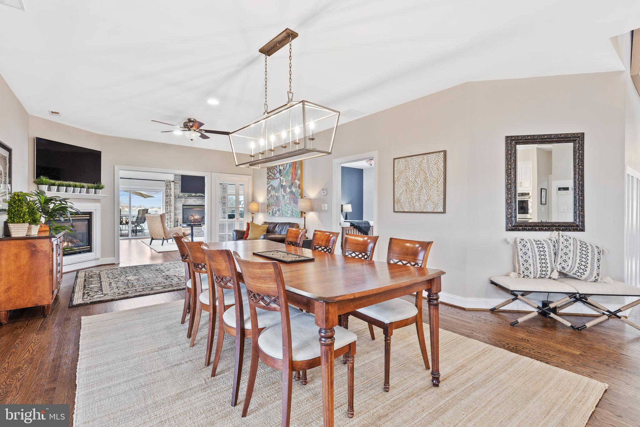 SENECA HARBOR - Residential