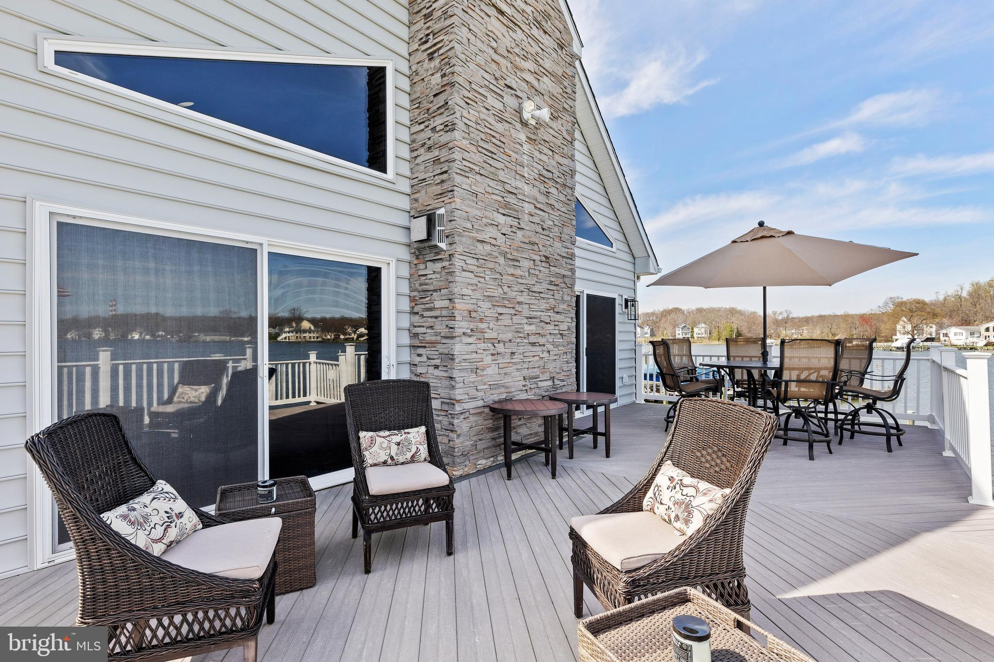 SENECA HARBOR - Residential