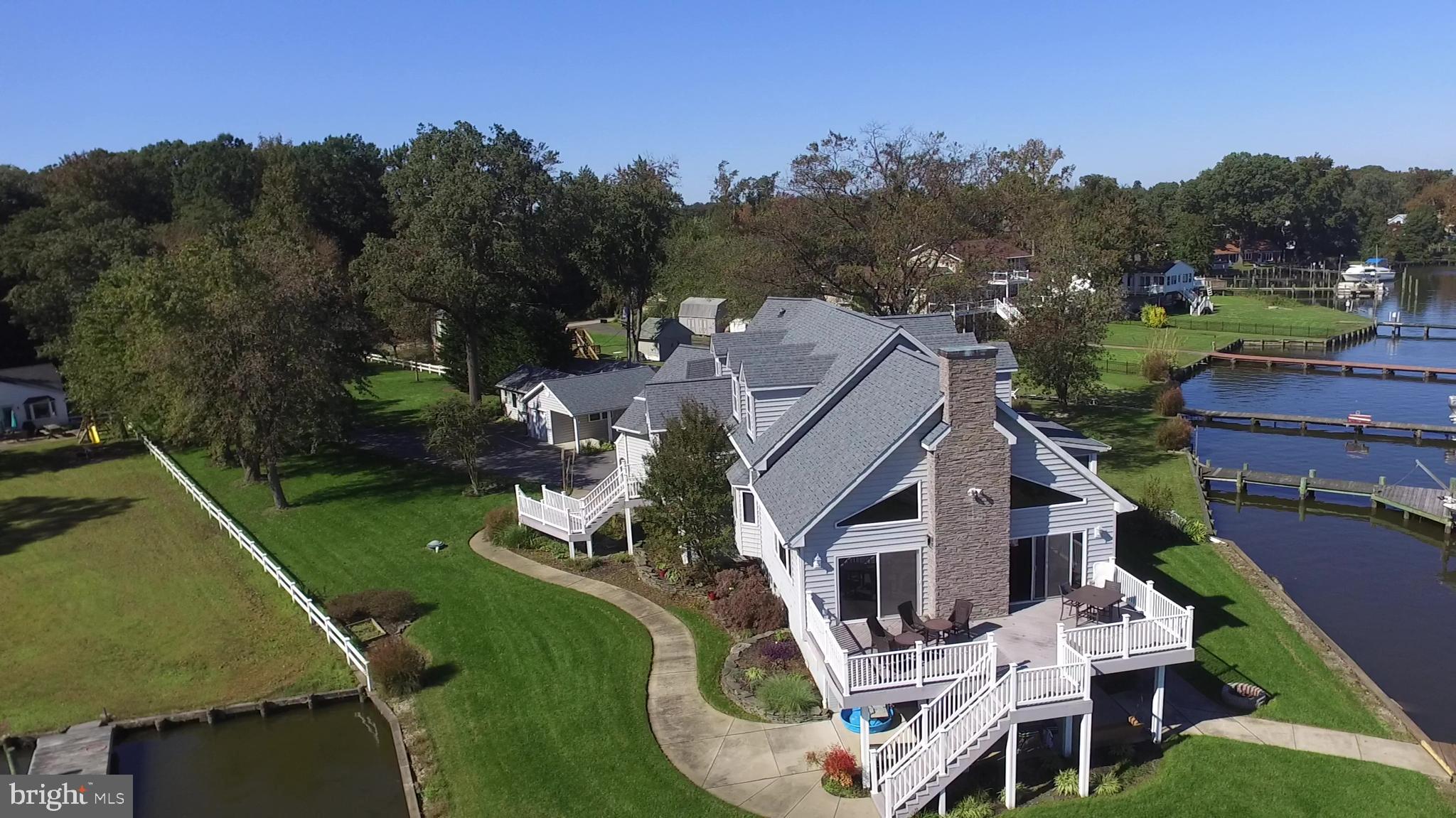 SENECA HARBOR - Residential