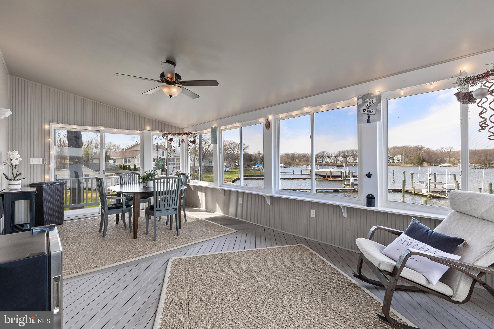 SENECA HARBOR - Residential