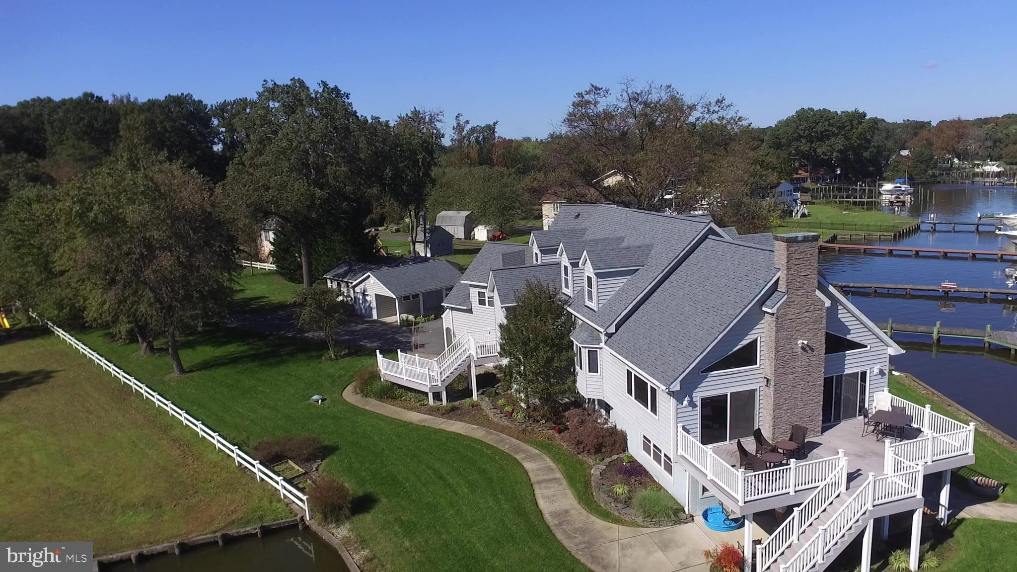 SENECA HARBOR - Residential