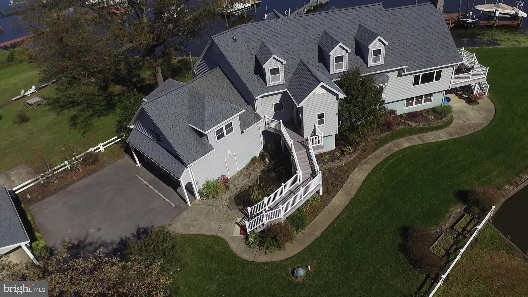 SENECA HARBOR - Residential