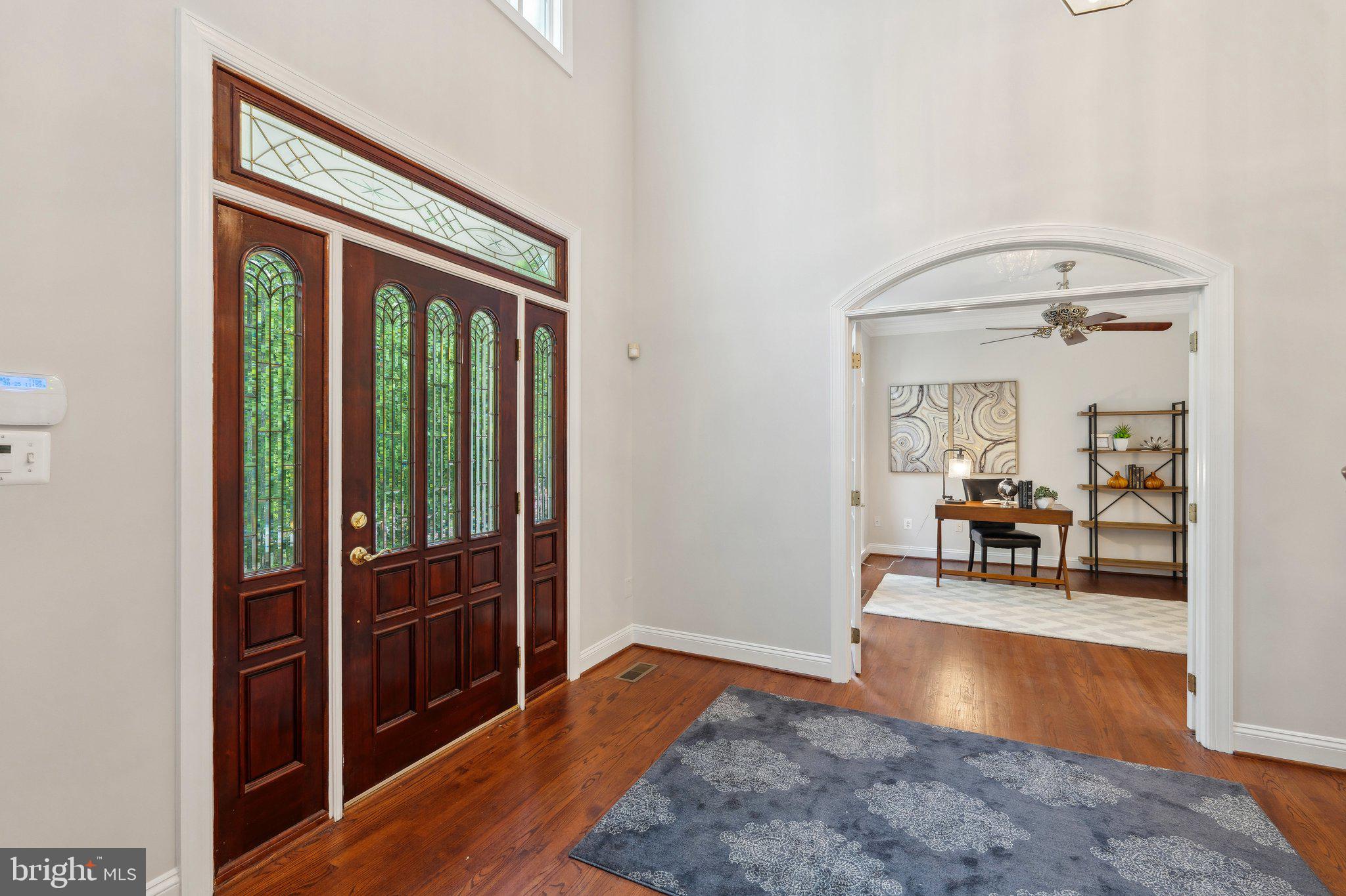 3222 NAVY DRIVE
