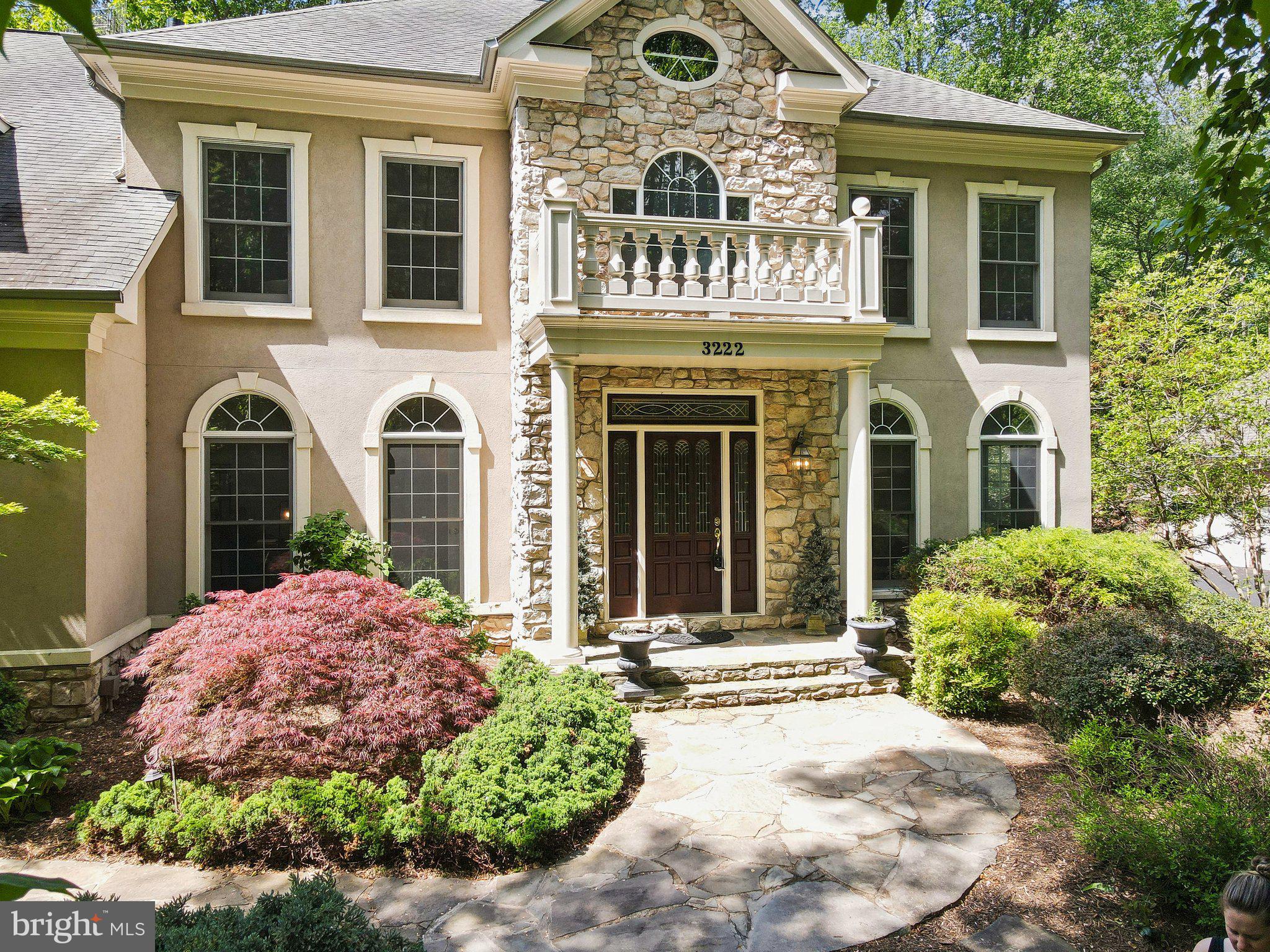 3222 NAVY DRIVE