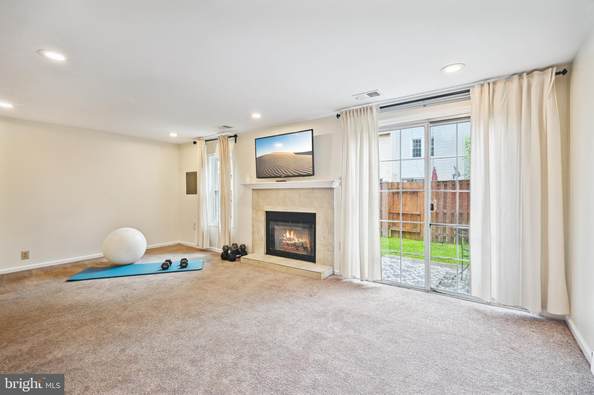 ROLLING ACRES - Residential