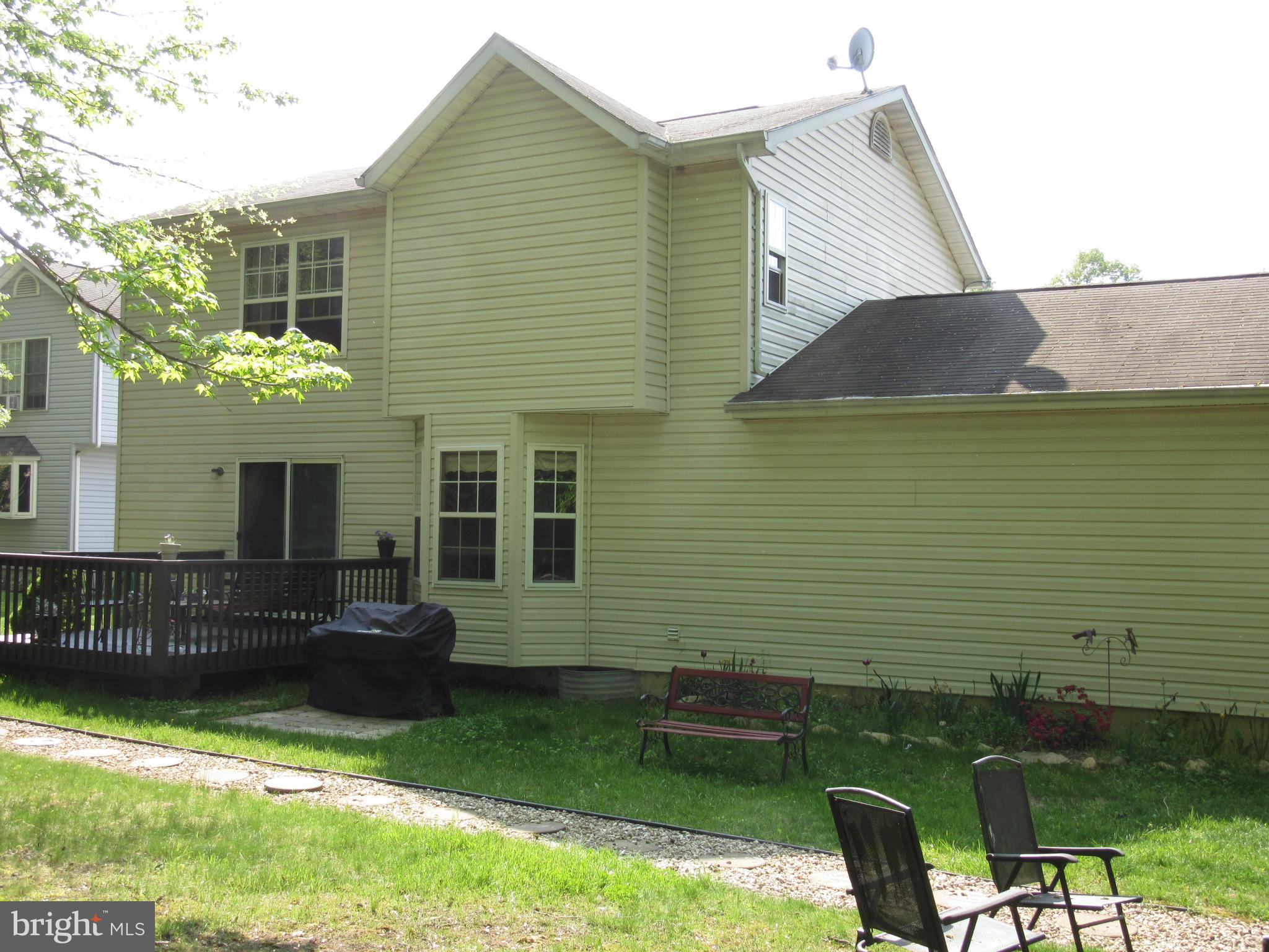 KENSINGTON COURTS - Residential