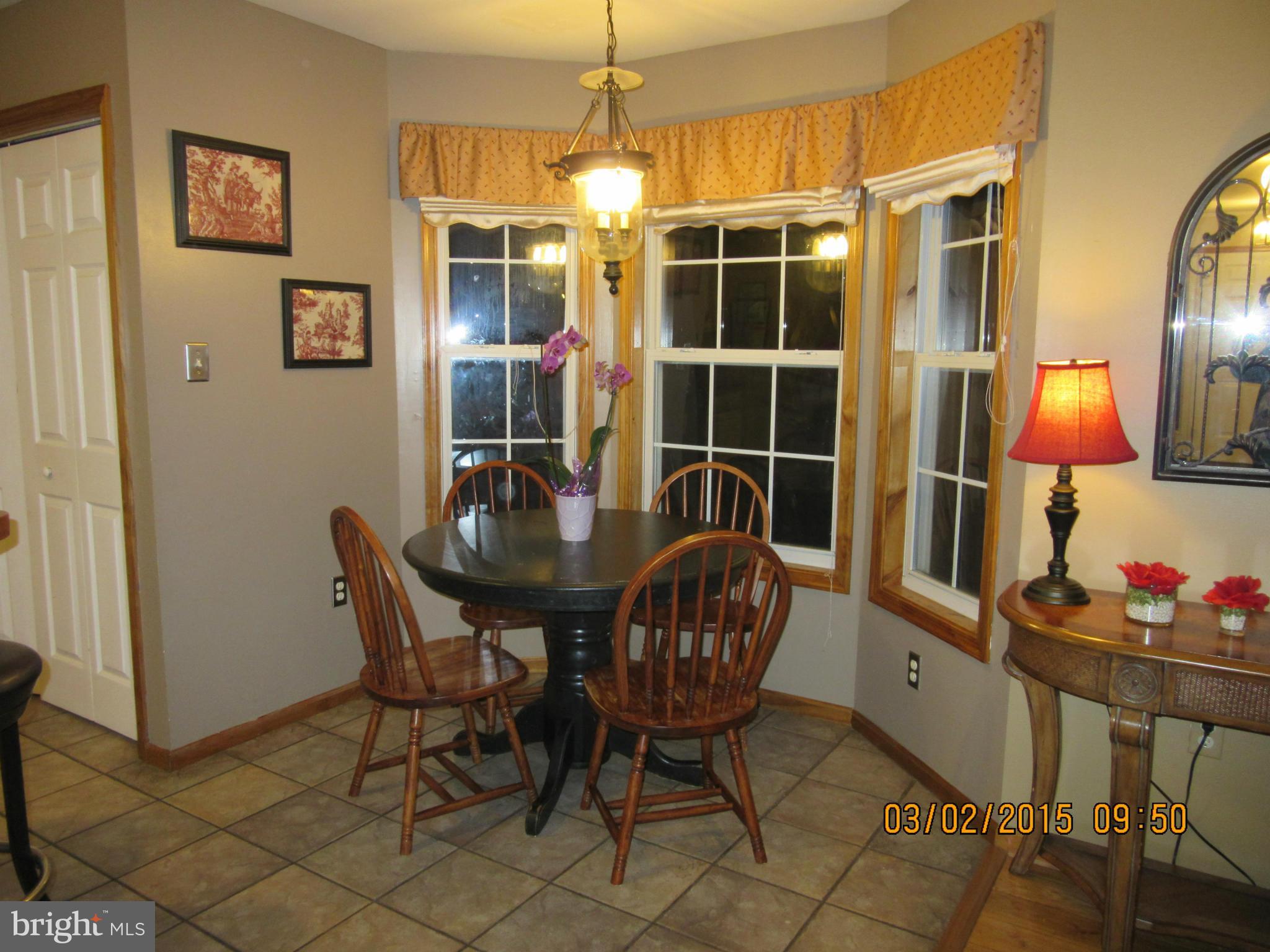 KENSINGTON COURTS - Residential