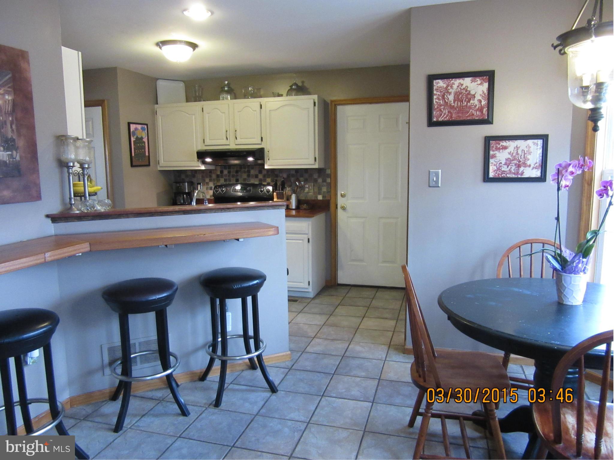 KENSINGTON COURTS - Residential