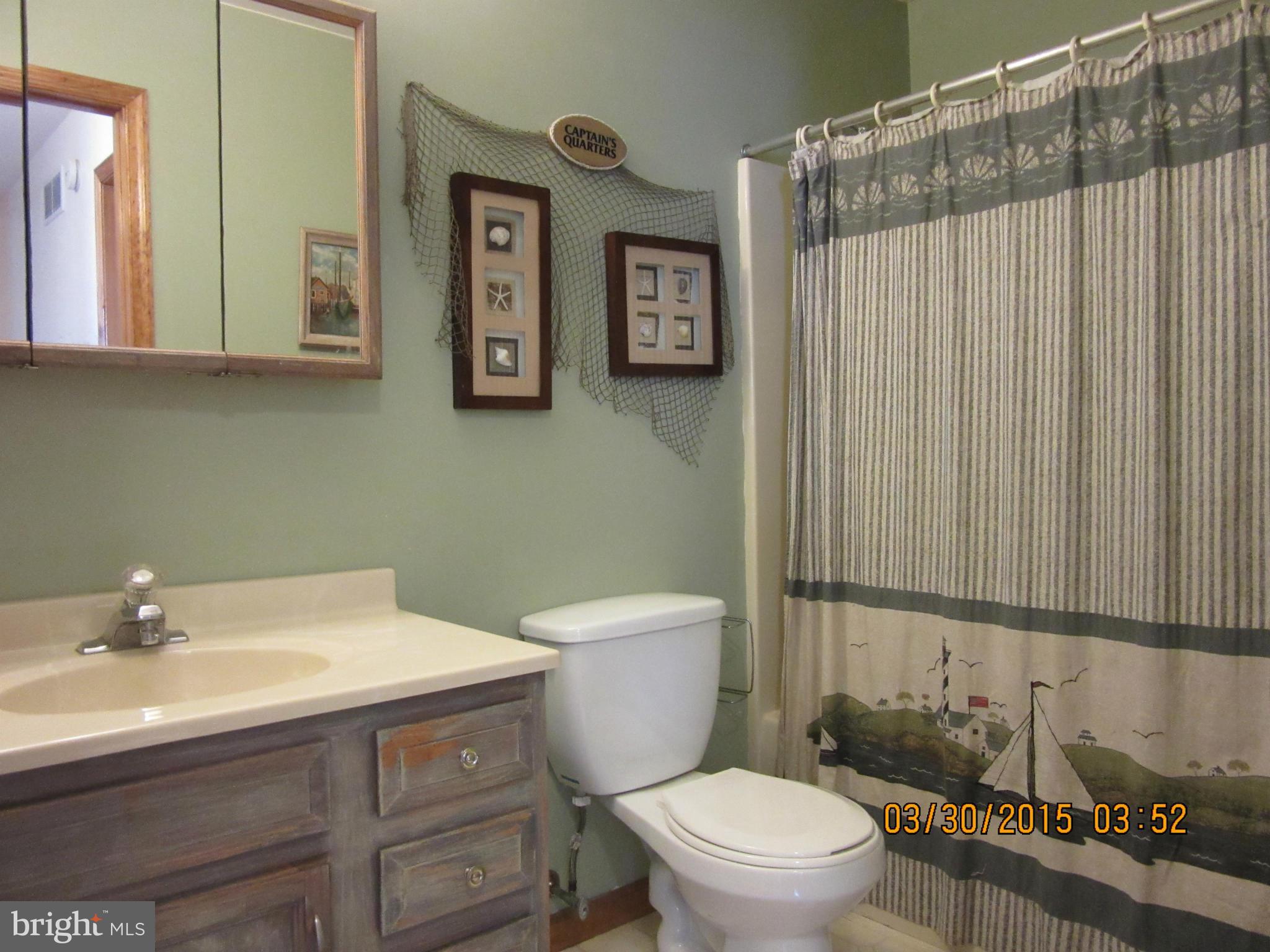 KENSINGTON COURTS - Residential