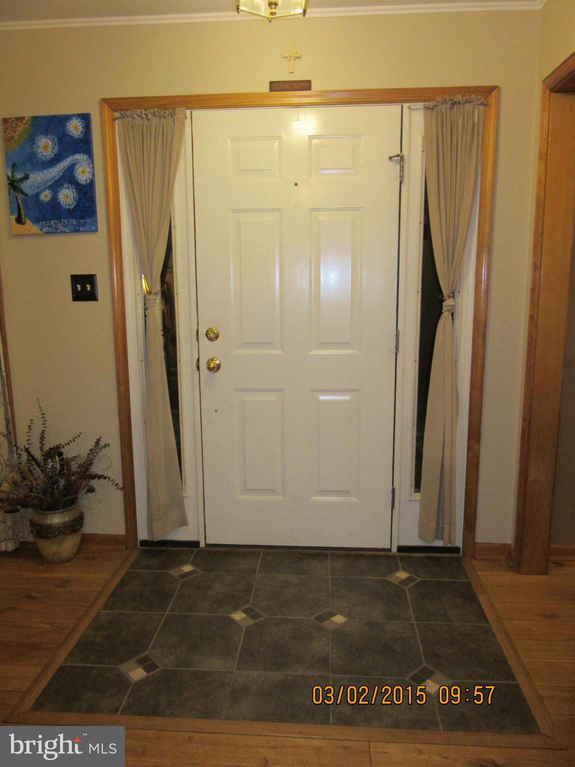 KENSINGTON COURTS - Residential