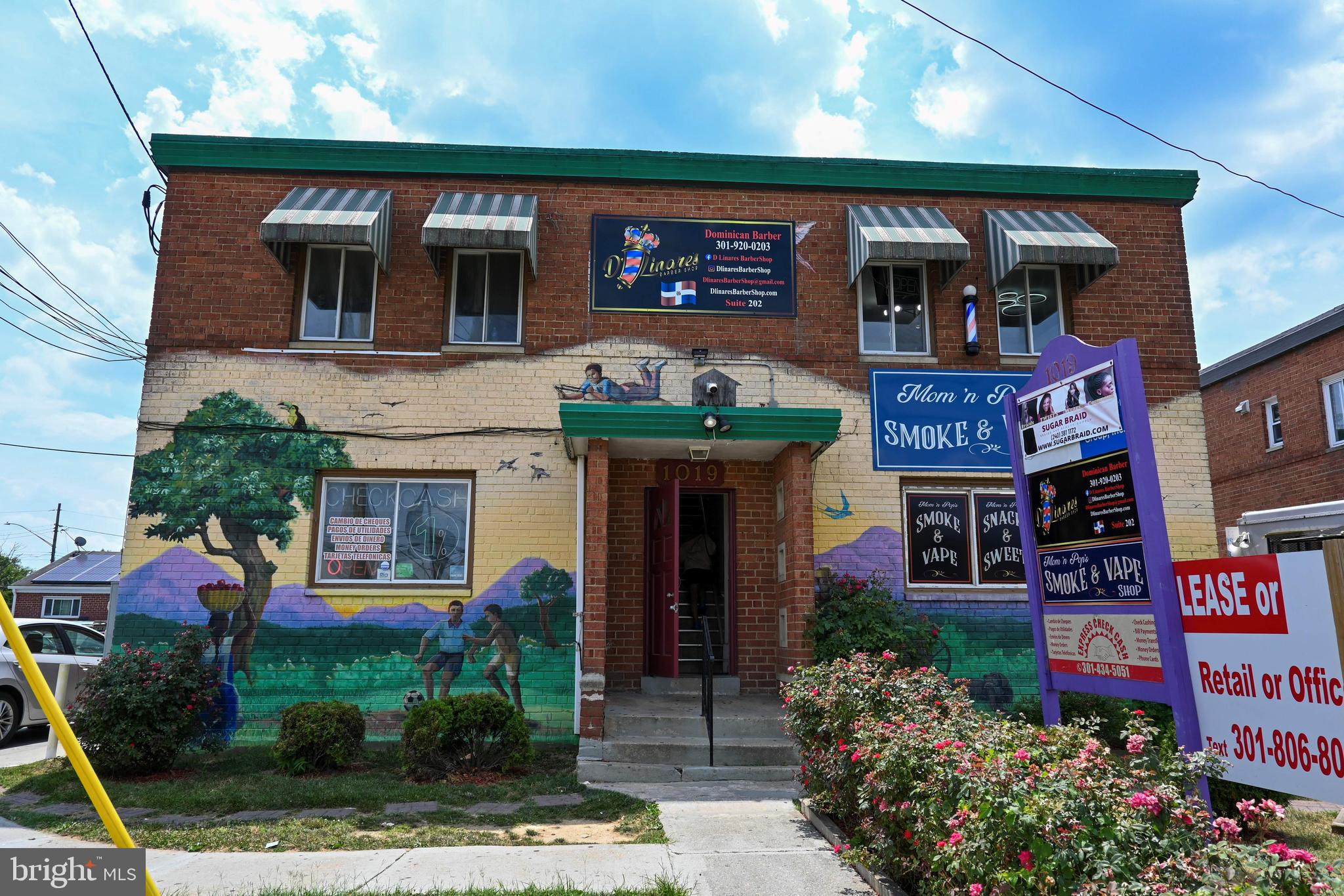 Retail space is available in the heart of Langley Park on University Blvd. It is perfect for businesses of all types with heavy walking traffic. Upstairs units are available for lease.